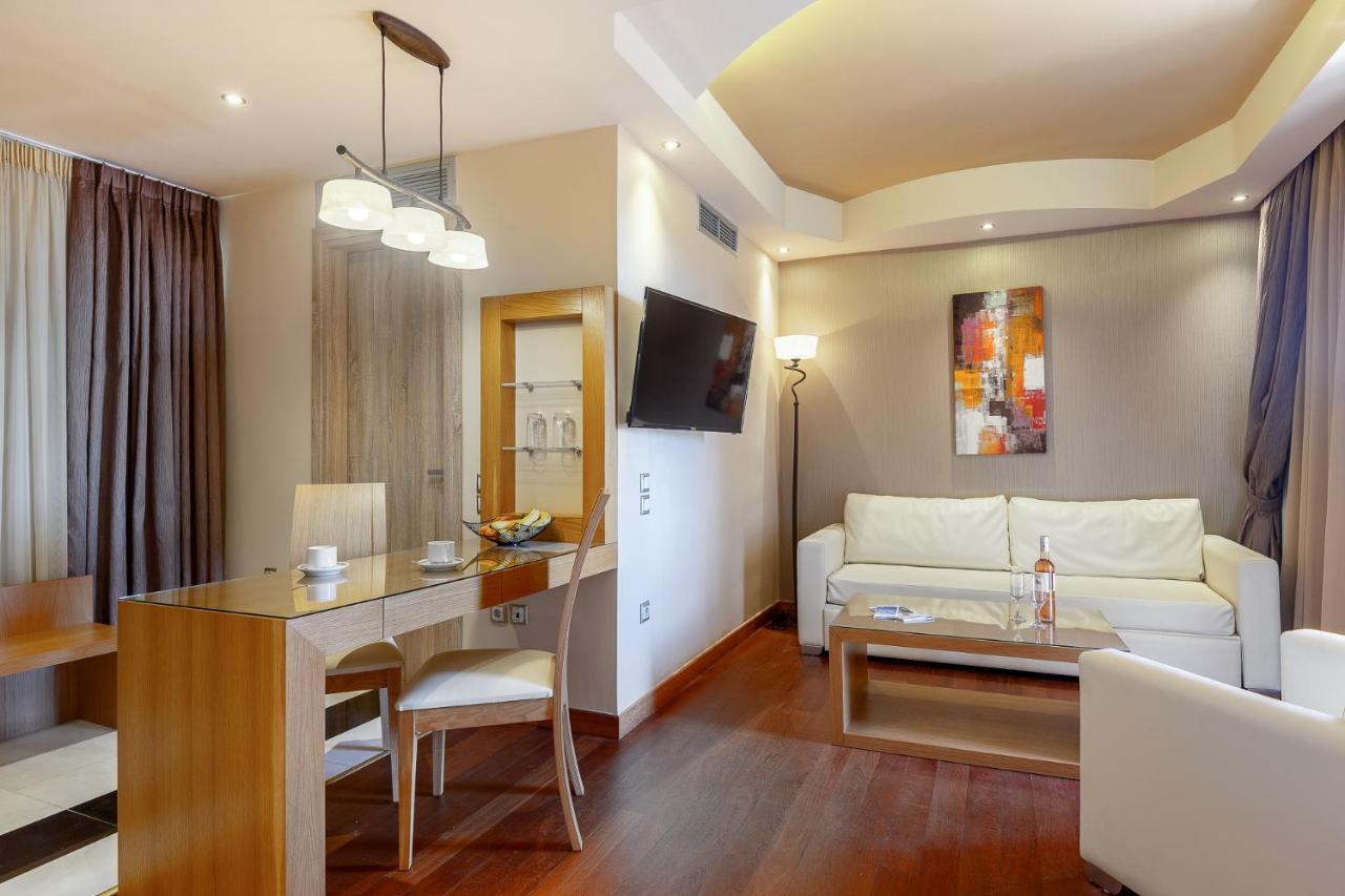 Oasis Hotel Apartments Athena Bagian luar foto