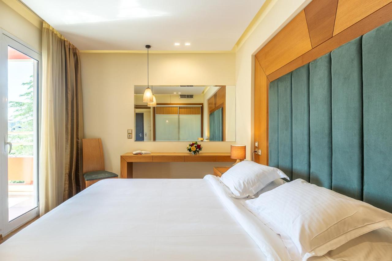 Oasis Hotel Apartments Athena Bagian luar foto