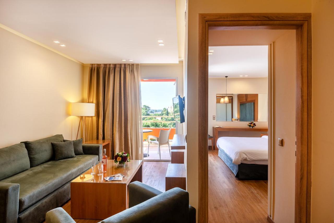 Oasis Hotel Apartments Athena Bagian luar foto