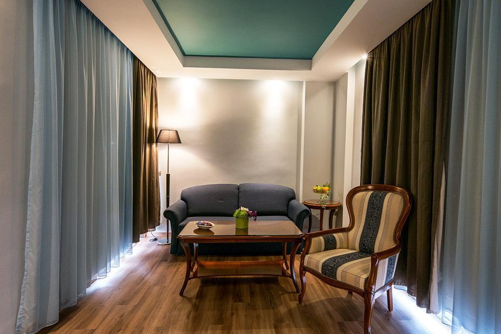 Oasis Hotel Apartments Athena Bagian luar foto