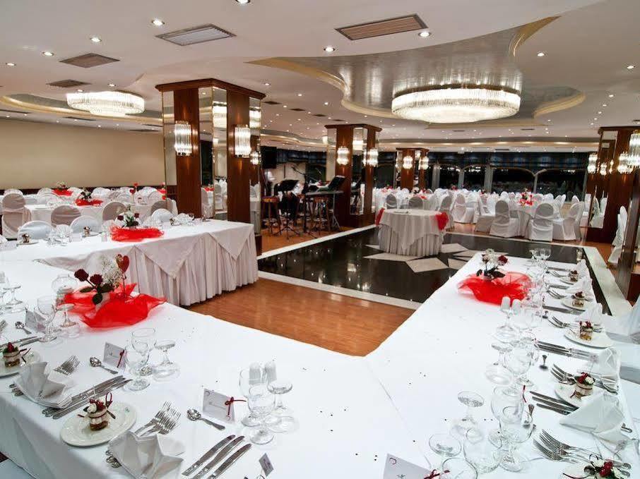 Oasis Hotel Apartments Athena Bagian luar foto