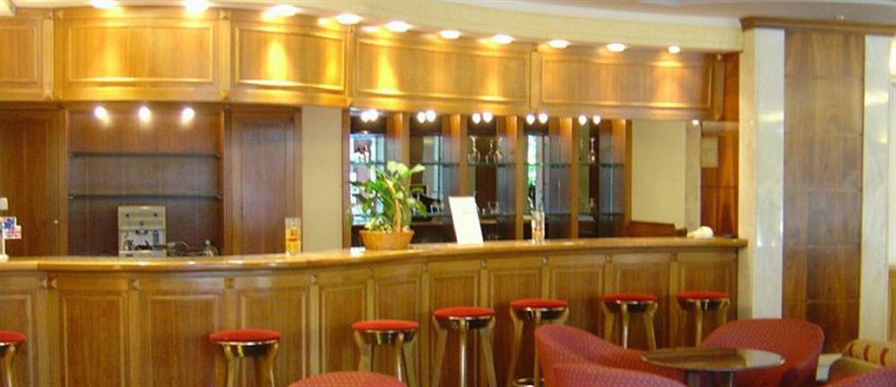 Oasis Hotel Apartments Athena Bagian luar foto